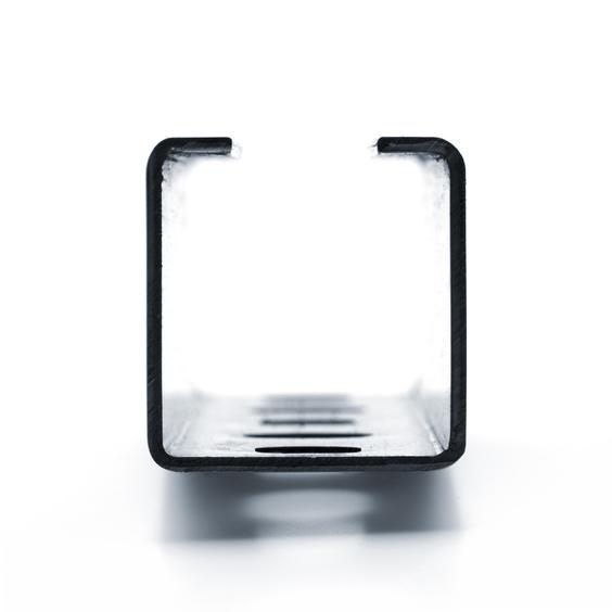 Профиль монтажный вдаль